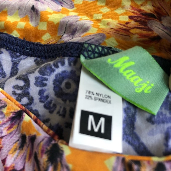 Maaji rash guard top - Picture 3 of 4